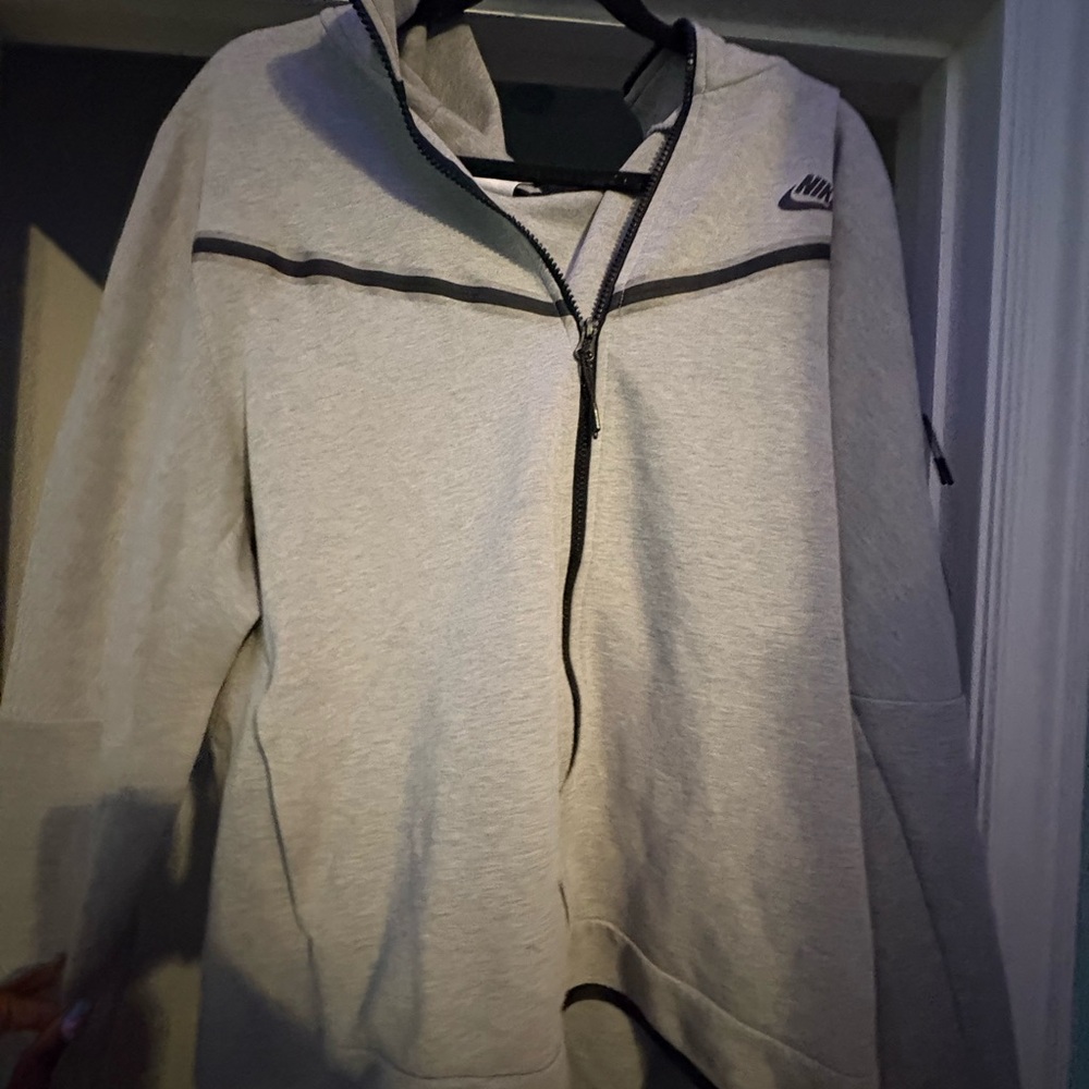 Nike Light Gray Full-Zip Hoodie